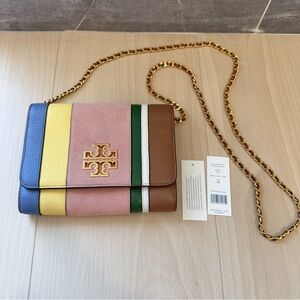 (NWT)Tory burch Britten stripe chain wallet 80106